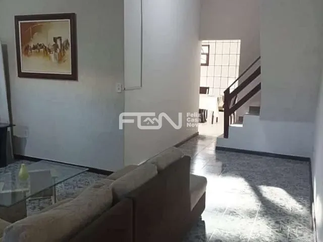 Casa 5 quartos e 3 banheiros, à venda, no bairro Centro em Camaçari