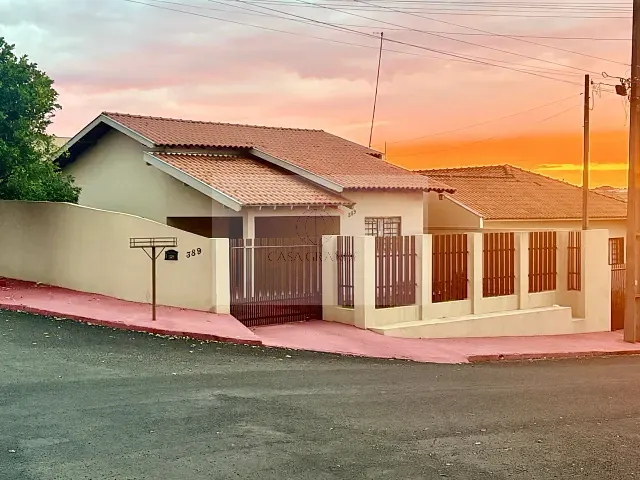 Casa com 320m² 3 quartos e 1 banheiro, à venda, no bairro Campo Belo em Rolândia