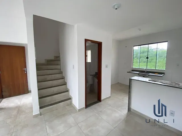 Casa 2 quartos e 2 banheiros, à venda, no bairro Roma em Volta Redonda