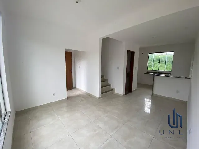 Casa 2 quartos e 2 banheiros, à venda, no bairro Roma em Volta Redonda