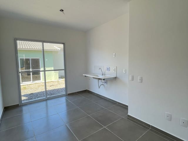Casa com 100m² 3 quartos e 1 banheiro, à venda, no bairro Três Vendas em Pelotas