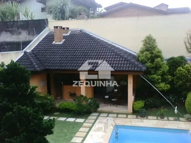 Casa com 574m² 4 quartos e 1 banheiro, à venda, no bairro Parque dos Principes em Sao Paulo
