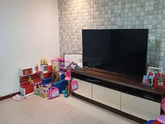 Casa com 420m² 2 quartos e 3 banheiros, à venda, no bairro Barroco (Itaipuaçu) em Maricá