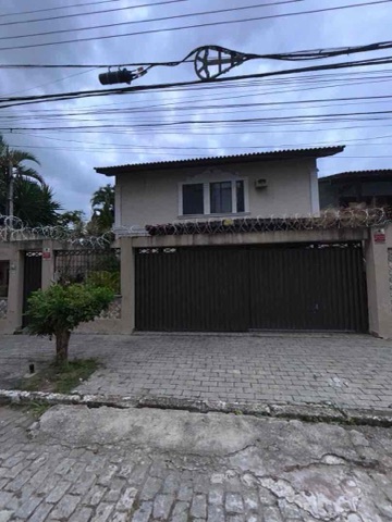Casa com 456m² 4 quartos e 5 banheiros, à venda, no bairro Centro em Campos dos Goytacazes