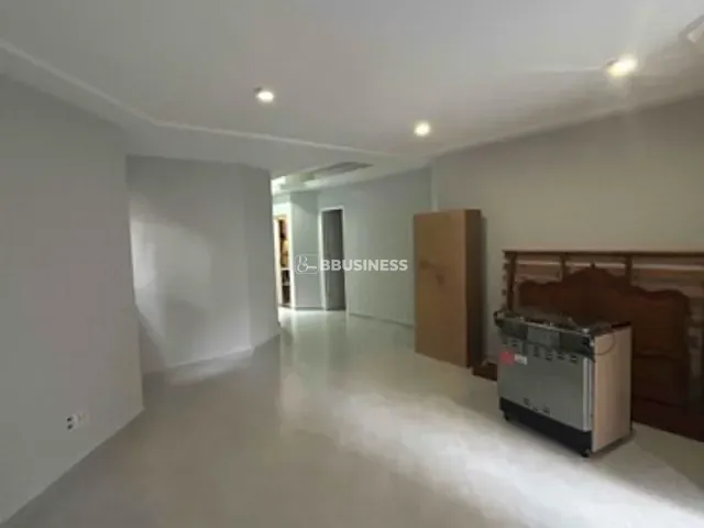 Casa com 456m² 4 quartos e 5 banheiros, à venda, no bairro Centro em Campos dos Goytacazes