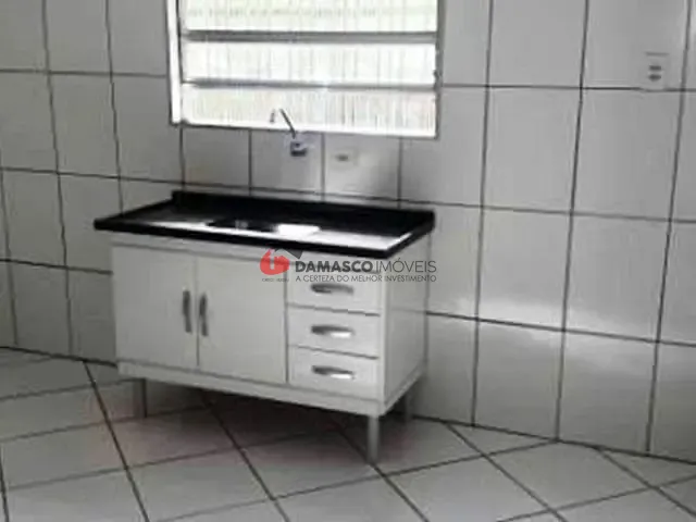 Casa com 120m² 2 quartos e 1 banheiro, à venda, no bairro Santa Paula em São Caetano do Sul