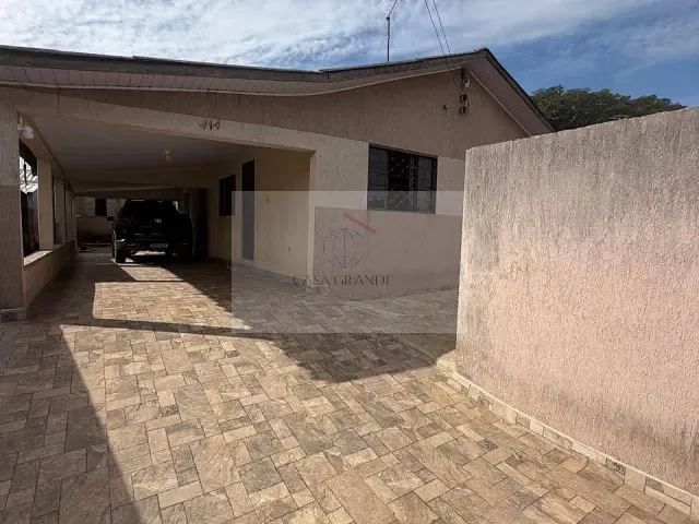 Casa com 298m² 4 quartos e 2 banheiros, à venda, no bairro Jardim Gustavo Giordani em Rolândia