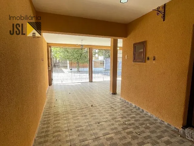 Casa com 282m² 3 quartos e 3 banheiros, à venda ou para alugar, no bairro Vila Resende em Caçapava