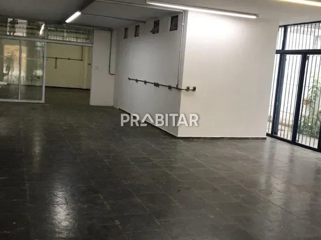 Casa com 600m² 6 quartos e 4 banheiros, à venda, no bairro Alto de Pinheiros em São Paulo