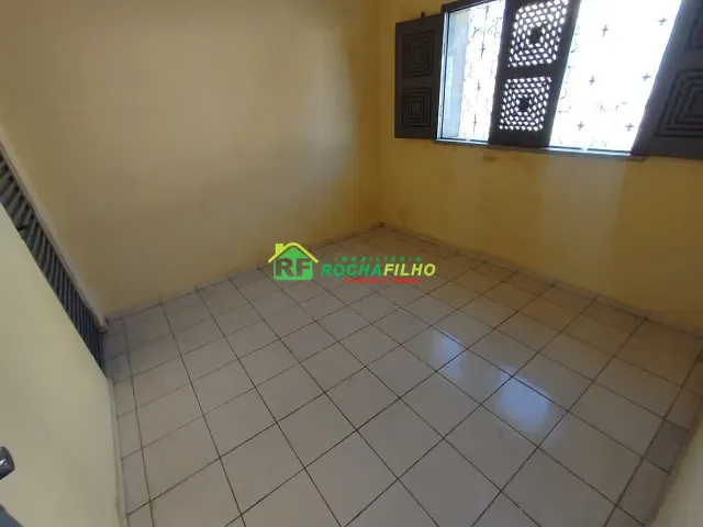 Casa com 180m² 2 quartos e 1 banheiro, para alugar, no bairro Macaúba em Teresina