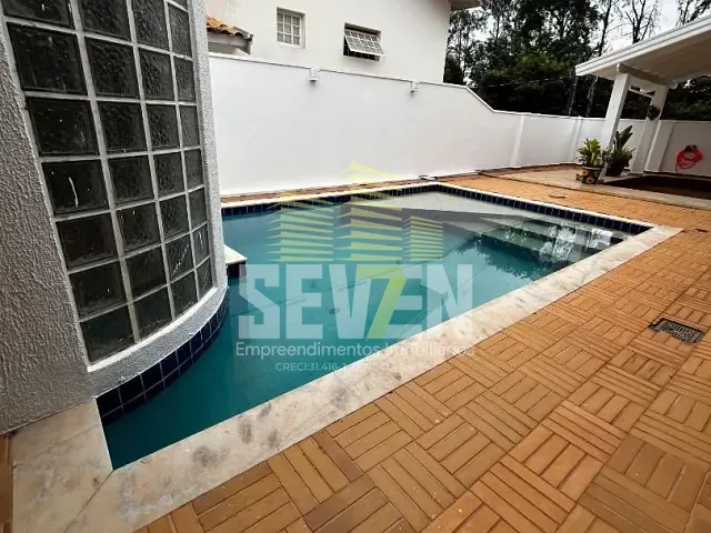 Casa com 464m² 3 quartos e 4 banheiros, à venda, no bairro Vila Aviaçao em Bauru
