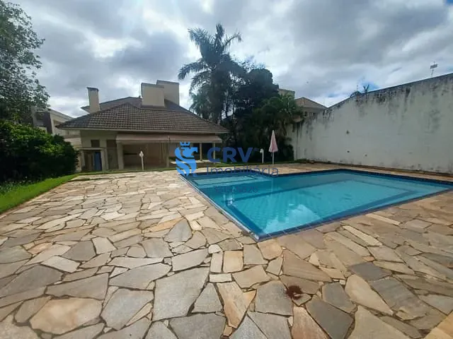 Casa com 500m² 4 quartos e 7 banheiros, para alugar, no bairro Bela Suiça em Londrina