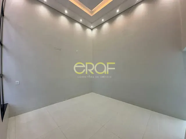 Casa 3 quartos e 2 banheiros, à venda, no bairro Jardim Califórnia em Formosa