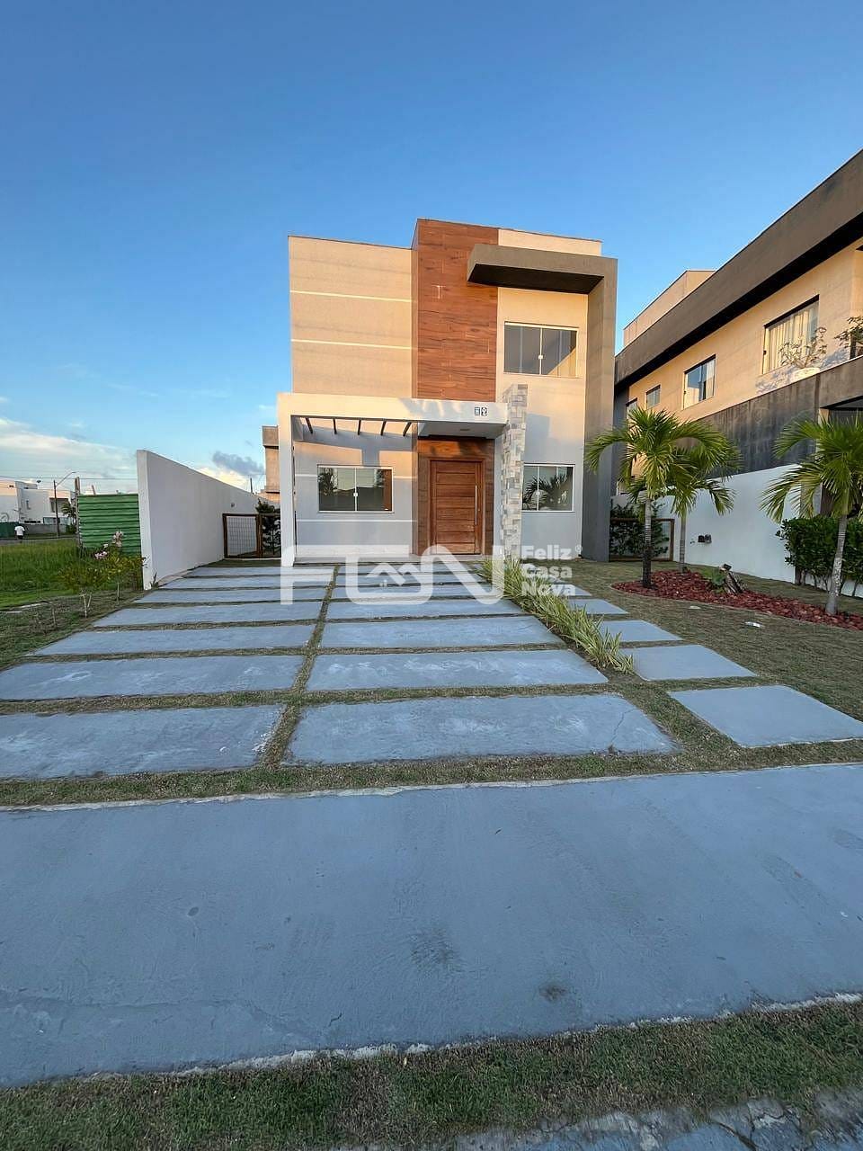 Casa, 3 quartos, 288 m² - Foto 1
