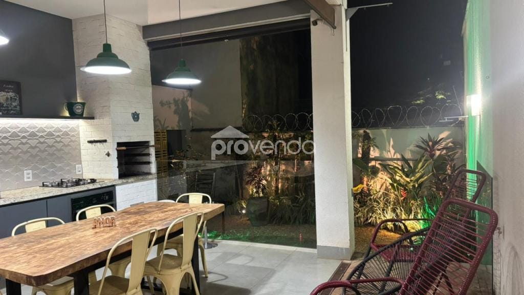 Casa, 2 quartos, 150 m² - Foto 13