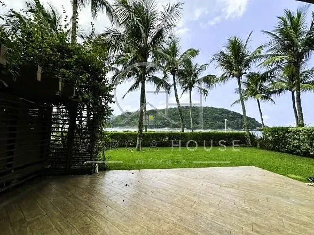 Casa com 740m² 4 quartos e 6 banheiros, à venda, no bairro Balneário Praia do Pernambuco em Guarujá
