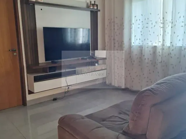 Casa com 300m² 3 quartos e 2 banheiros, à venda, no bairro Vila Oliveira em Rolândia
