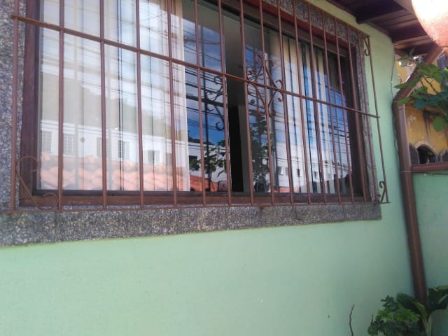 Casa com 199m², à venda, no bairro Morin em Petrópolis