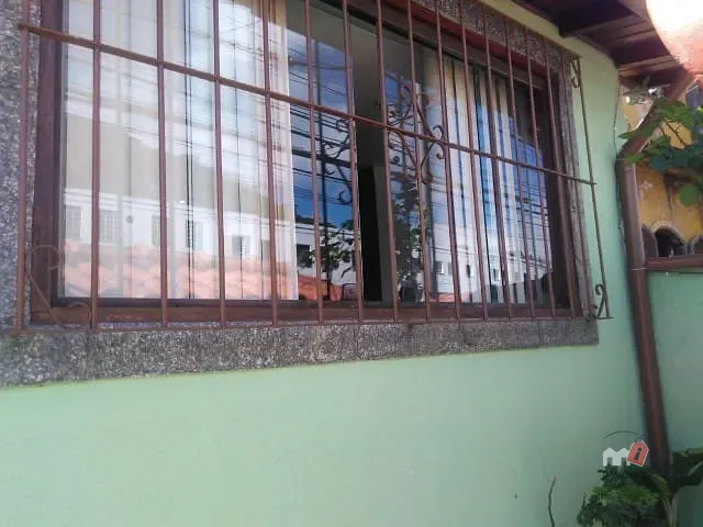 Casa com 199m², à venda, no bairro Morin em Petrópolis