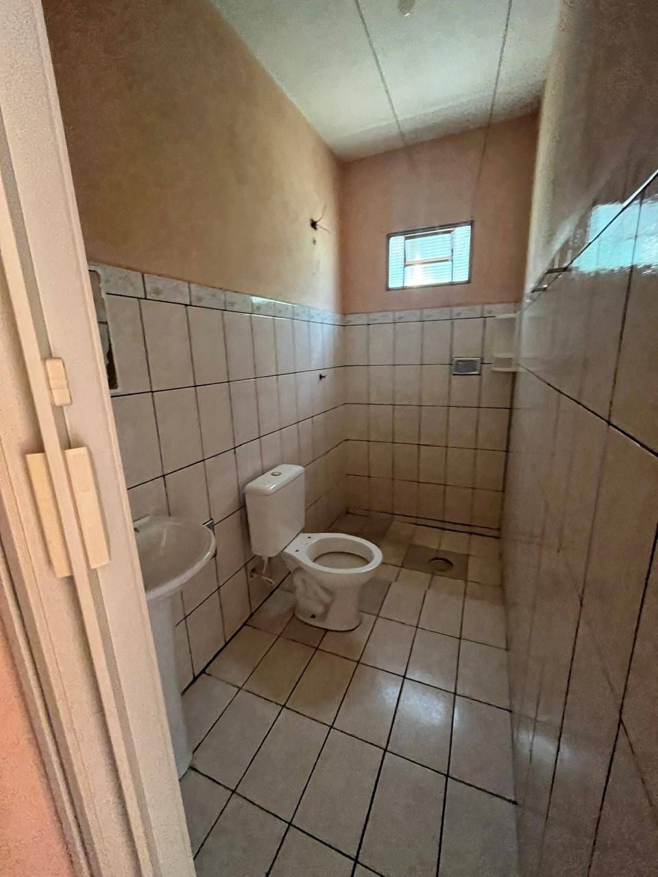 Casa para alugar com 1 quarto, 50m² - Foto 12