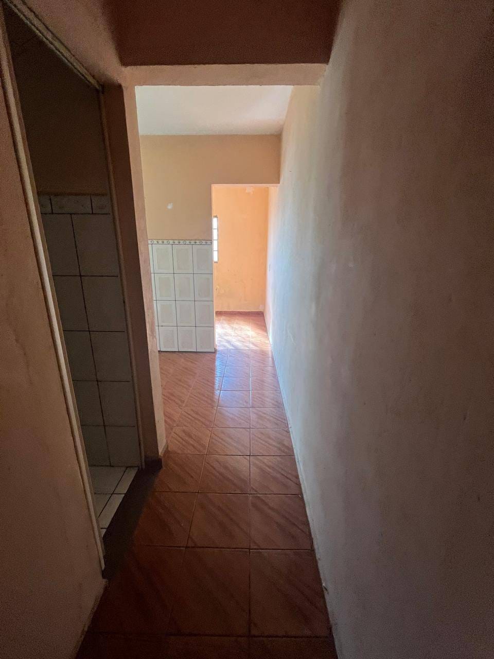 Casa para alugar com 1 quarto, 50m² - Foto 4