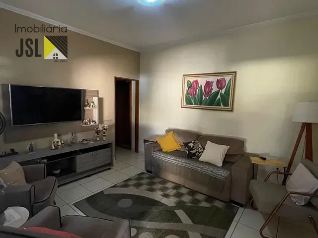 Casa com 278m² 3 quartos e 4 banheiros, à venda, no bairro Borda da Mata em Caçapava