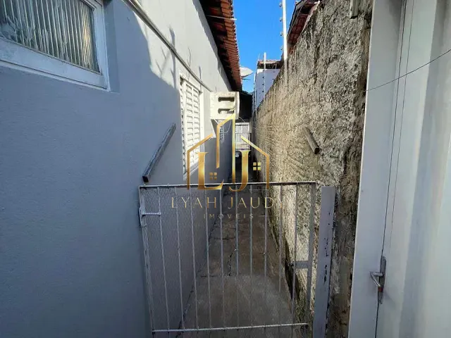 Casa com 300m² 4 quartos e 4 banheiros, para alugar, no bairro Jardim Tropical em Cuiabá