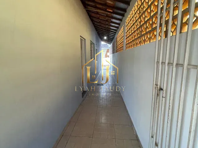 Casa com 300m² 4 quartos e 4 banheiros, para alugar, no bairro Jardim Tropical em Cuiabá