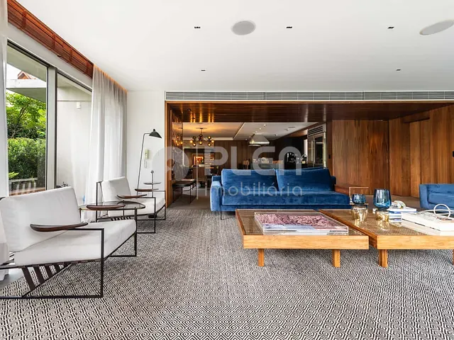 Casa 4 quartos e 6 banheiros, à venda, no bairro Alto de Pinheiros em São Paulo