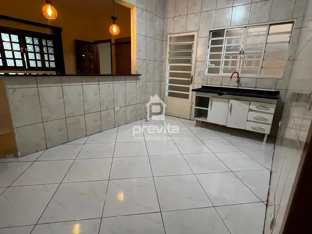 Casa com 150m² 3 quartos e 2 banheiros, à venda, no bairro Residencial Portal da Mantiqueira em Taubaté
