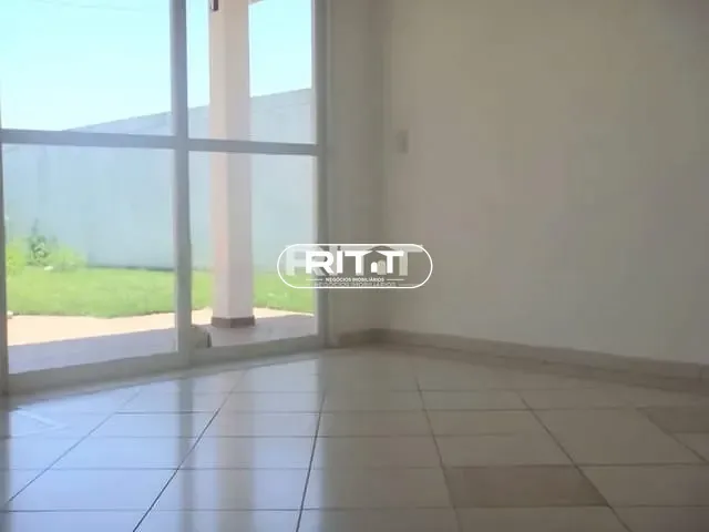 Casa com 120m² 3 quartos e 2 banheiros, à venda, no bairro Parque Imperador em Campinas