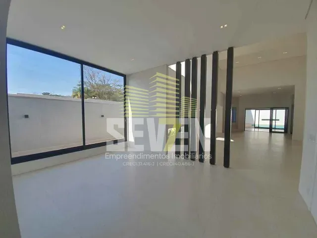 Casa com 678m² 4 quartos e 5 banheiros, à venda, no bairro Vila Dumont em Bauru