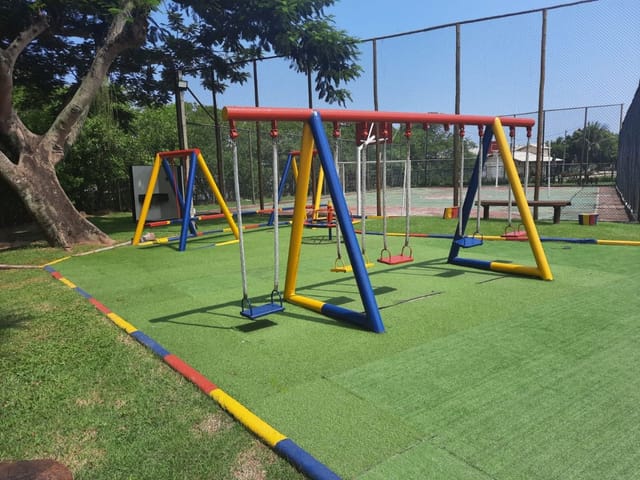 Casa com 375m² 3 quartos e 5 banheiros, à venda, no bairro Barra de Macaé em Macaé