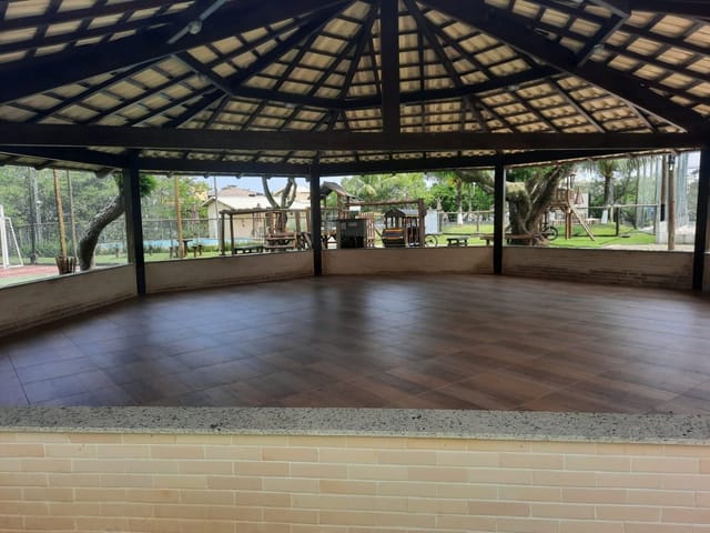 Casa com 375m² 3 quartos e 5 banheiros, à venda, no bairro Barra de Macaé em Macaé
