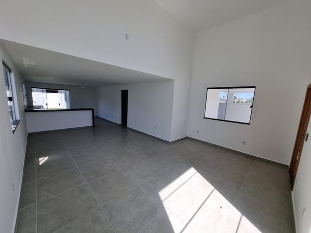 Casa com 360m² 3 quartos e 2 banheiros, à venda, no bairro Inoã (Inoã) em Maricá