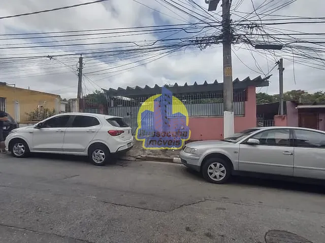 Casa com 300m² 2 quartos e 1 banheiro, à venda, no bairro Umuarama em Osasco
