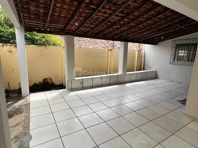 Casa com 200m² 3 quartos e 2 banheiros, à venda, no bairro Bela Vista em Teresina