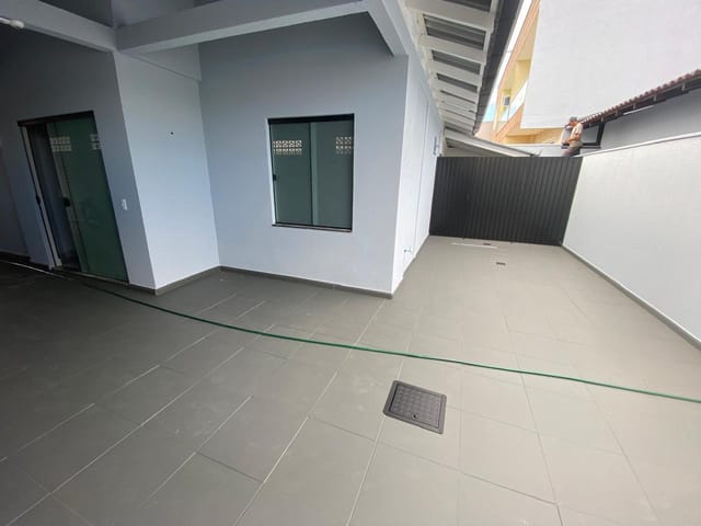 Casa 2 quartos e 1 banheiro, para alugar, no bairro São Vicente em Itajaí