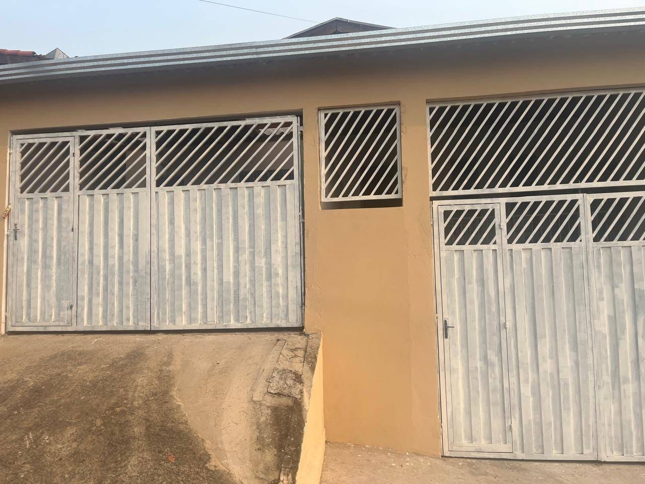 Casa, 3 quartos, 180 m² - Foto 1