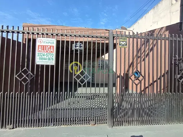 Casa com 125m² 3 quartos e 1 banheiro, para alugar, no bairro Jardim São Paulo em Londrina