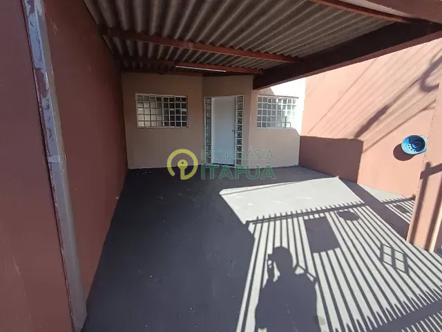 Casa com 125m² 3 quartos e 1 banheiro, para alugar, no bairro Jardim São Paulo em Londrina