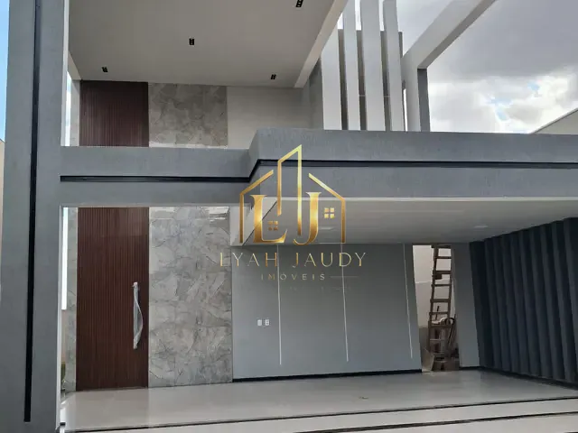 Casa com 324m² 4 quartos e 5 banheiros, à venda, no bairro Condomínio Belvedere em Cuiabá