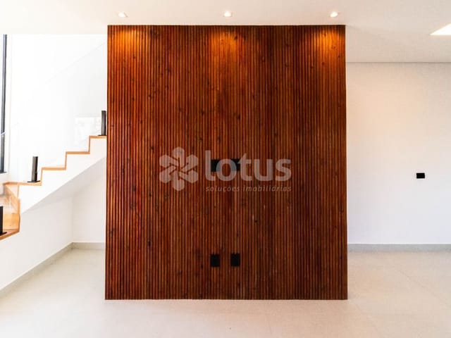 Casa com 164m² 3 quartos e 3 banheiros, à venda, no bairro Nova Jaguari em Santana de Parnaíba