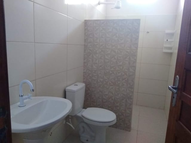 Casa com 260m² 2 quartos e 1 banheiro, à venda, no bairro Jardim das Violetas em Sinop