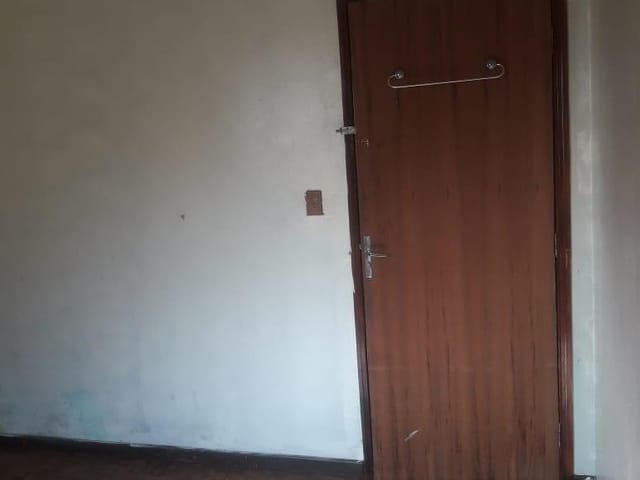 Casa com 490m² 3 quartos e 1 banheiro, à venda, no bairro Centro em Cambé