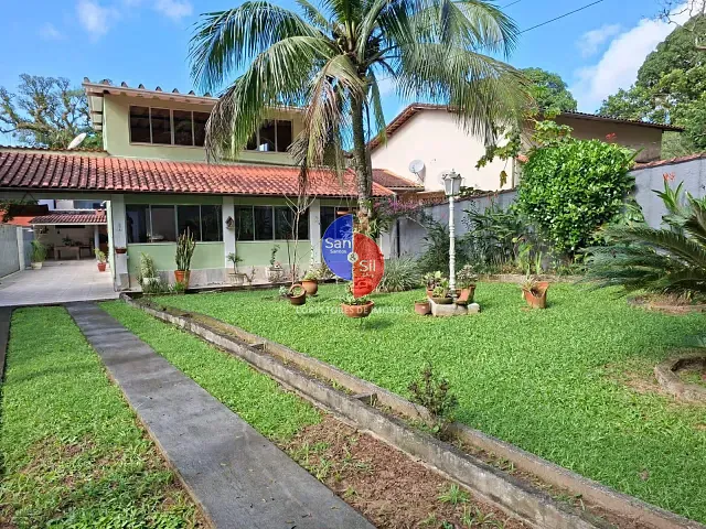 Casa 4 quartos e 3 banheiros, à venda, no bairro Caneca Fina em Guapimirim
