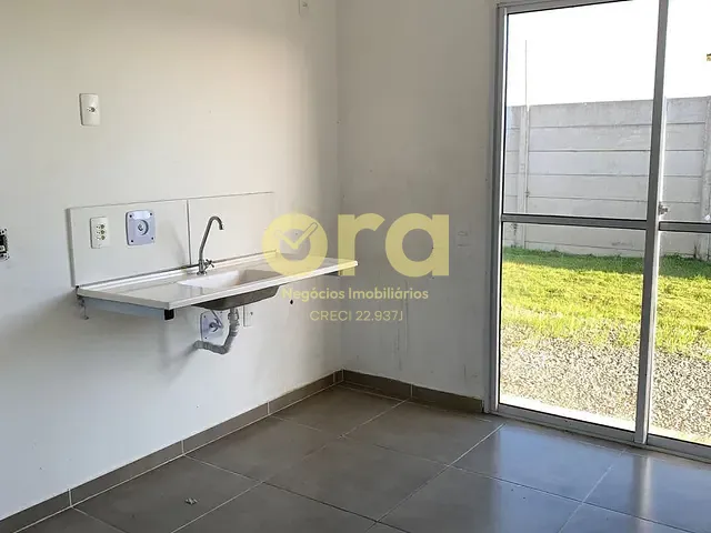 Casa com 100m² 3 quartos e 1 banheiro, à venda, no bairro Três Vendas em Pelotas