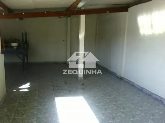 Casa com 250m² 3 quartos e 1 banheiro, à venda, no bairro Jaguare em Sao Paulo