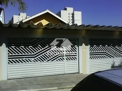 Casa, 3 quartos, 200 m² - Foto 1