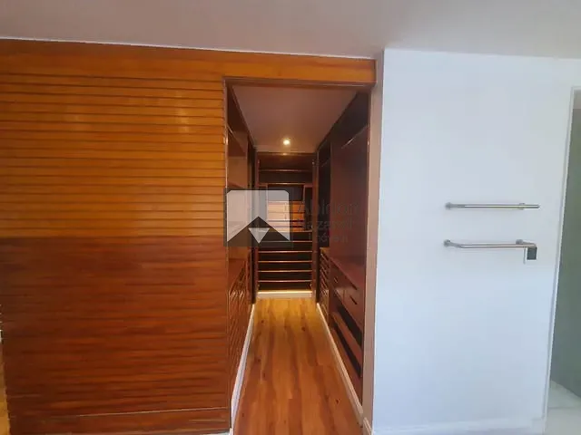 Casa com 400m² 5 quartos e 4 banheiros, à venda, no bairro São Francisco em Niterói